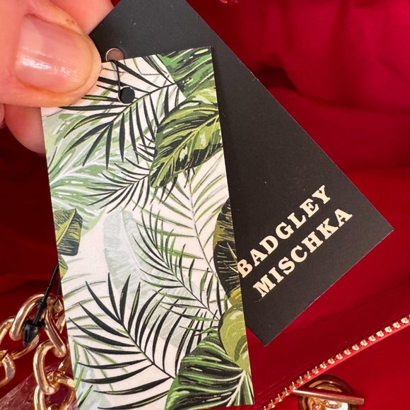 Badgley Mischka Quilted Chain Strap Bag - Picture 10 of 11